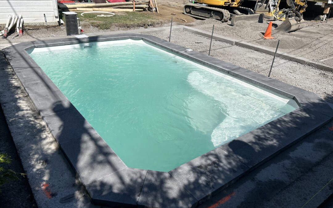 Installation de piscines en fibre